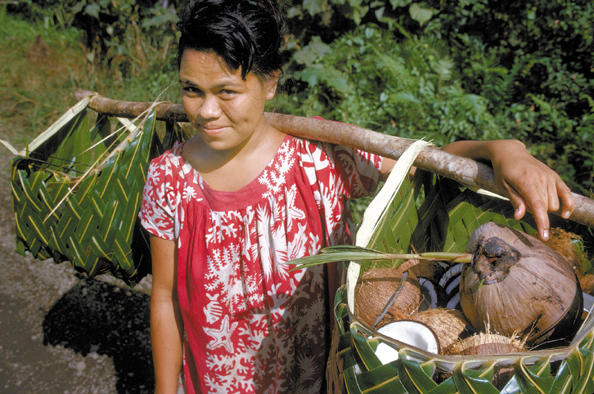 070-WSamoa-lady