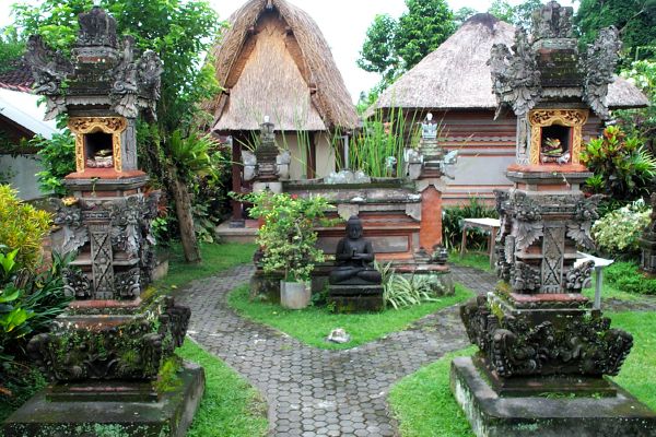 Click here to return to the Bali story.