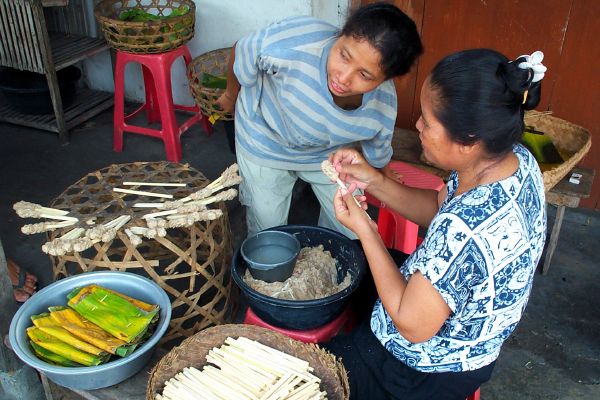 Click here to return to the Bali story.