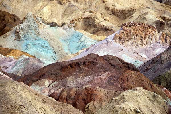 Click here to return to the Death Valley page.