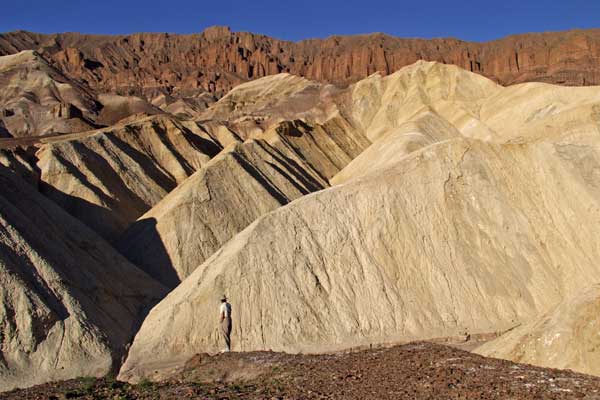 Click here to return to the Death Valley page.