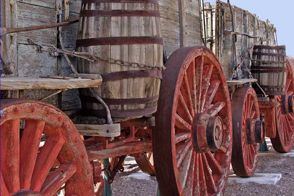 Click here to return to the Death Valley page.